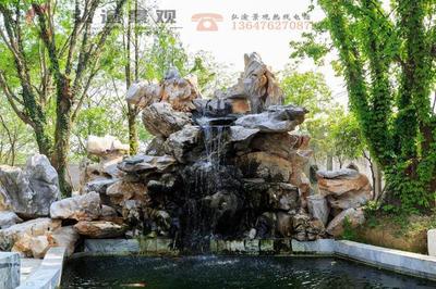 用土、石等材料构筑的假山