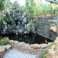 天然透光石与假山 光影交融的艺术之美